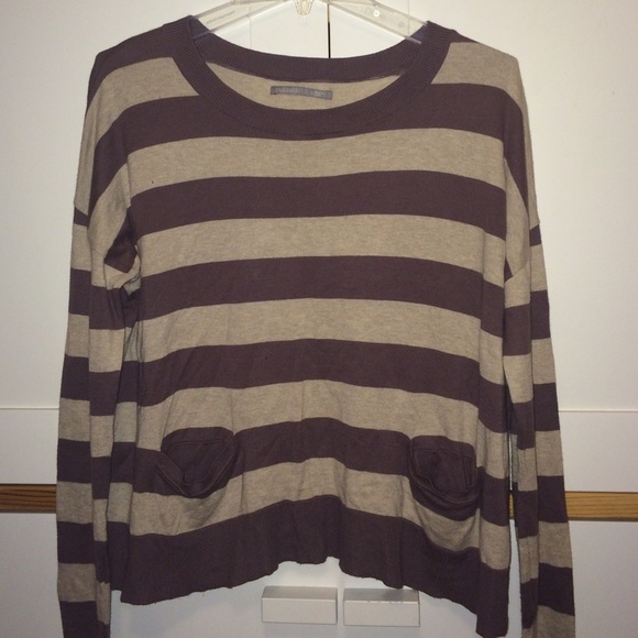 Crop sweater