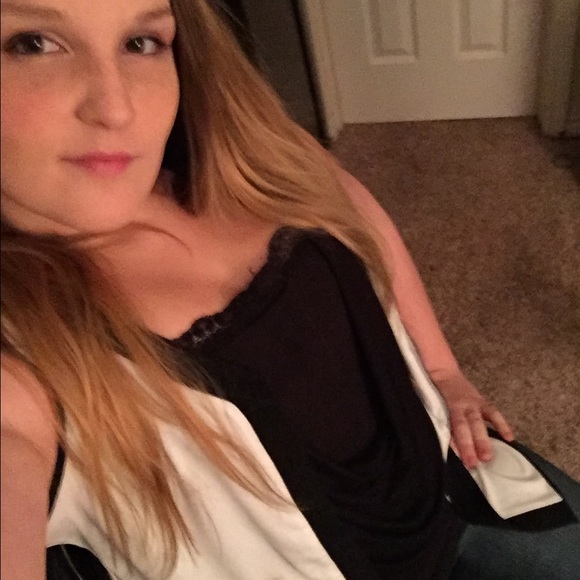 Meet your Posher, Grayson - Picture 2 of 4