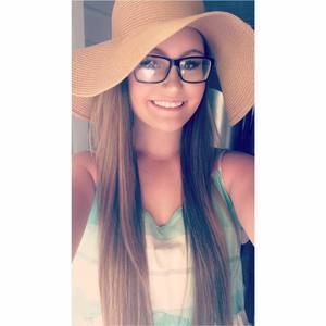 Meet your Posher, Brooke