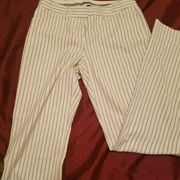 Express Design Studio Cream with red stripes