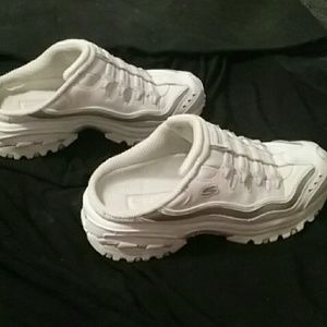 skechers slide on tennis shoes