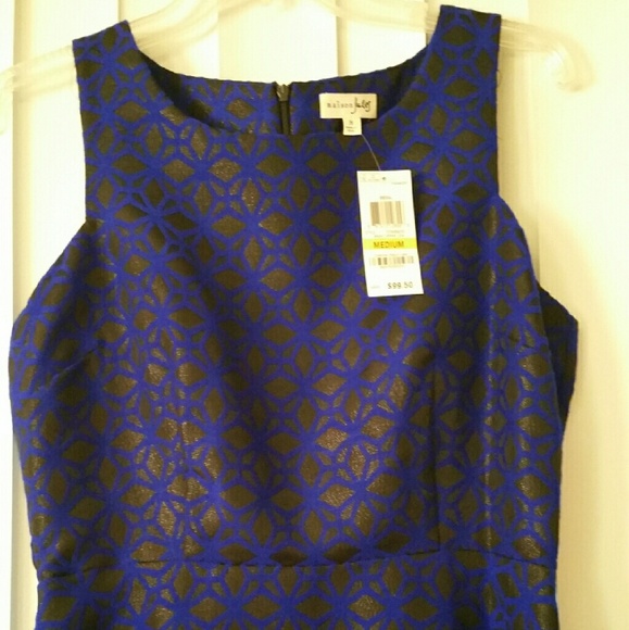 Dress - Picture 2 of 4