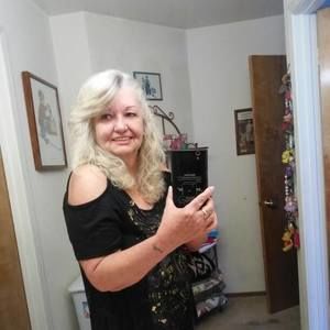 Meet your Posher, Sharon