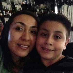 Meet your Posher, Gutierrez