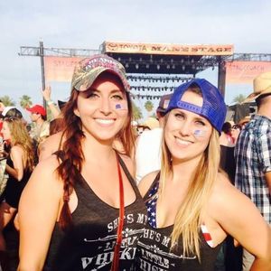 Meet your Posher, Smashley