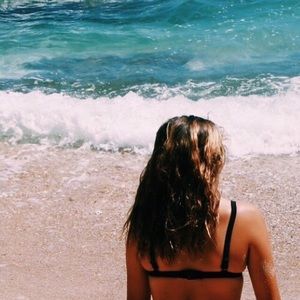 Meet your Posher, Maya