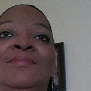 Meet your Posher, Mae