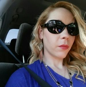 Meet your Posher, Cory