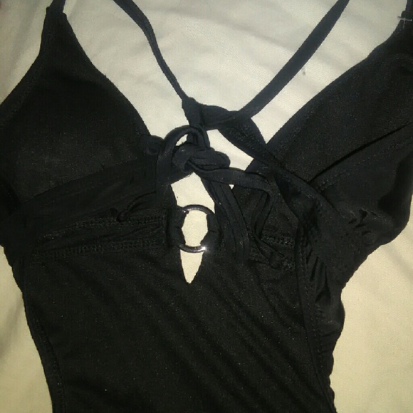 Bathing Suite - Picture 3 of 3