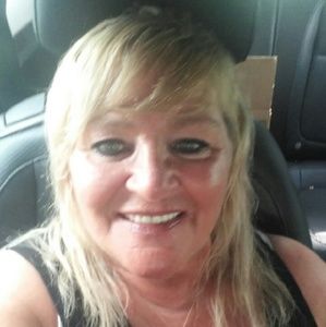 Meet your Posher, Rhonda