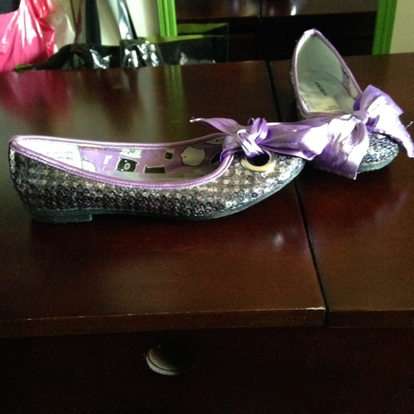 Light purple sequin flats with bow