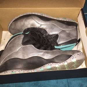 Lady Liberty 10s, Jordan's ..