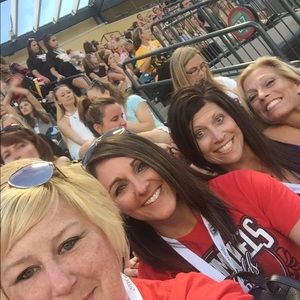 Meet your Posher, Brends