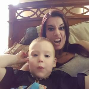 Meet your Posher, Courtney