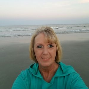 Meet your Posher, Treva