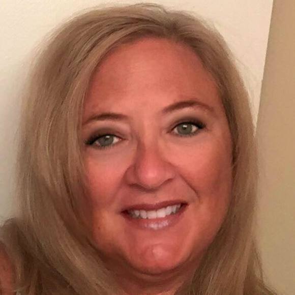 Meet your Posher, Brooke - Picture 1 of 1