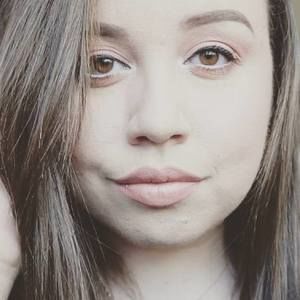 Meet your Posher, Nina