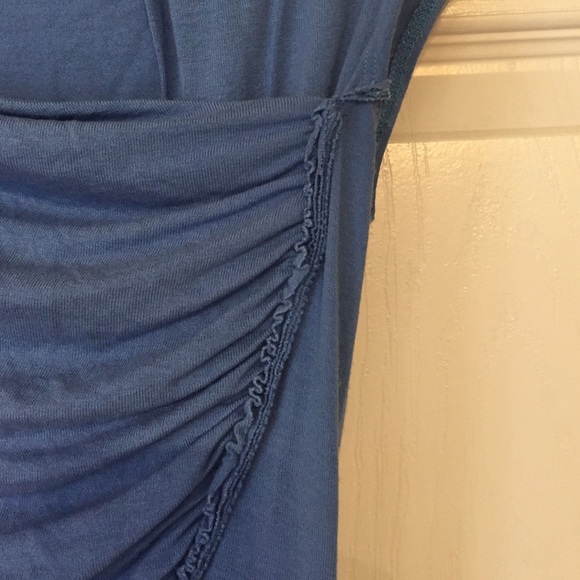 Top - Picture 2 of 2