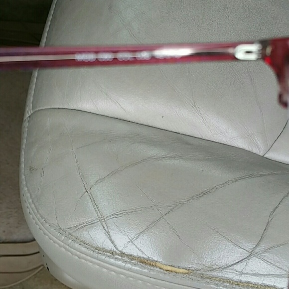 Authentic Versace versus eyeglass frames - Picture 3 of 4