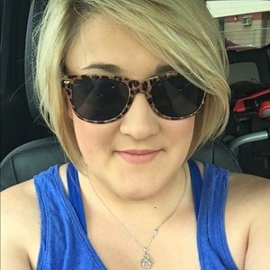 Meet your Posher, Randi