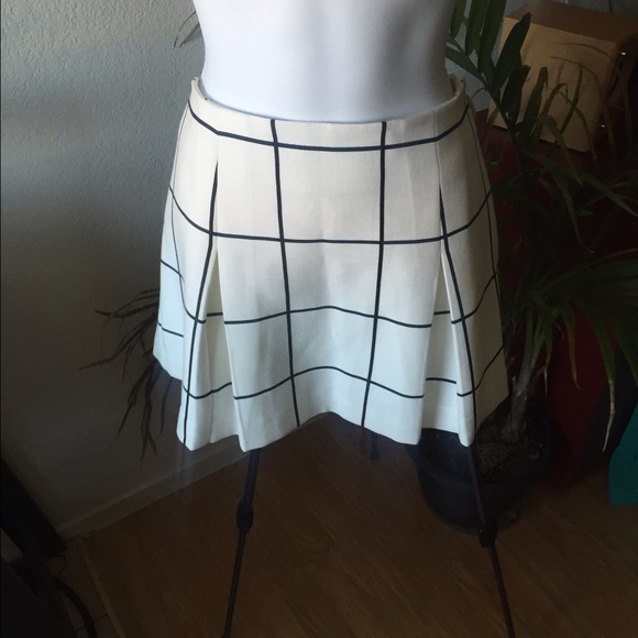 Forever 21 pleated skirt