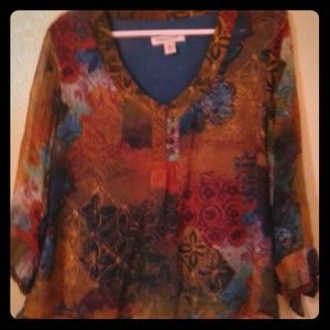 A Technicolor 100 % Silk Blouse with a shell