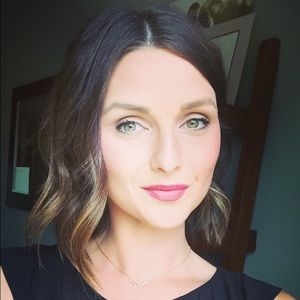 Meet your Posher, Kara