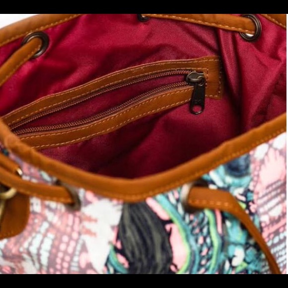 Maaji Tassel Bucket Bag - Picture 4 of 4