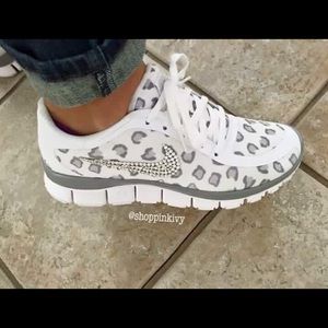 Meet your Posher, Rhonda