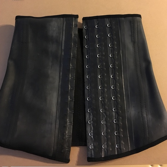 Ann Mitchell waist trainer