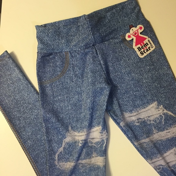 Activity Wear - Picture 3 of 4