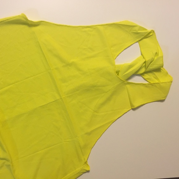 Activity Wear - Picture 4 of 4