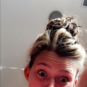 Meet your Posher, Lindsey