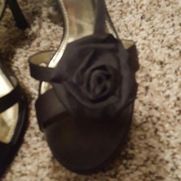 Pesaro Black Heels - Picture 4 of 4