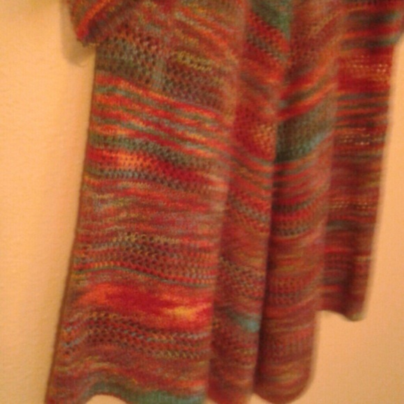 A Multicolored hand crocheted Blouse - Picture 4 of 4
