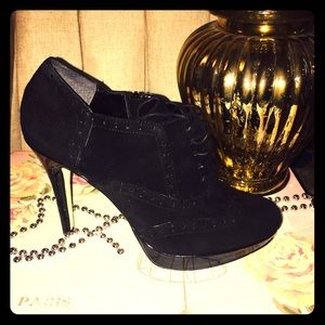 Ramseys. Black Suede Platform Tie-up Stillettos.
