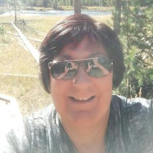 Meet your Posher, Rita