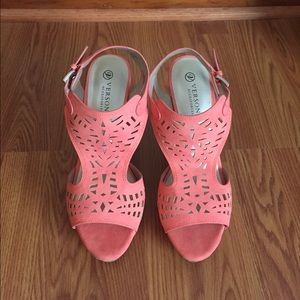 Never worn coral wedge sandal!