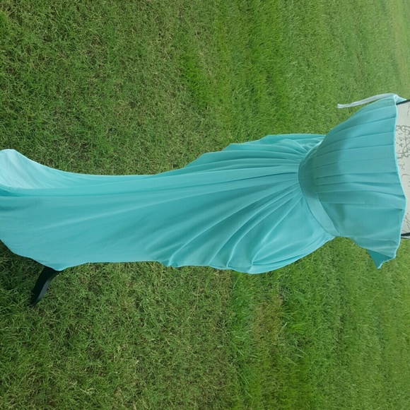 Evening dress - Picture 2 of 3