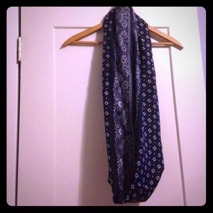 JCrew navy silk bandanna print infinity scarf