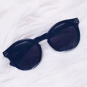 Pacsun Matte Black Round Sunglasses