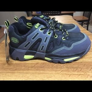 Oliver Women's Hiking Boots. Steel toe. NWT.