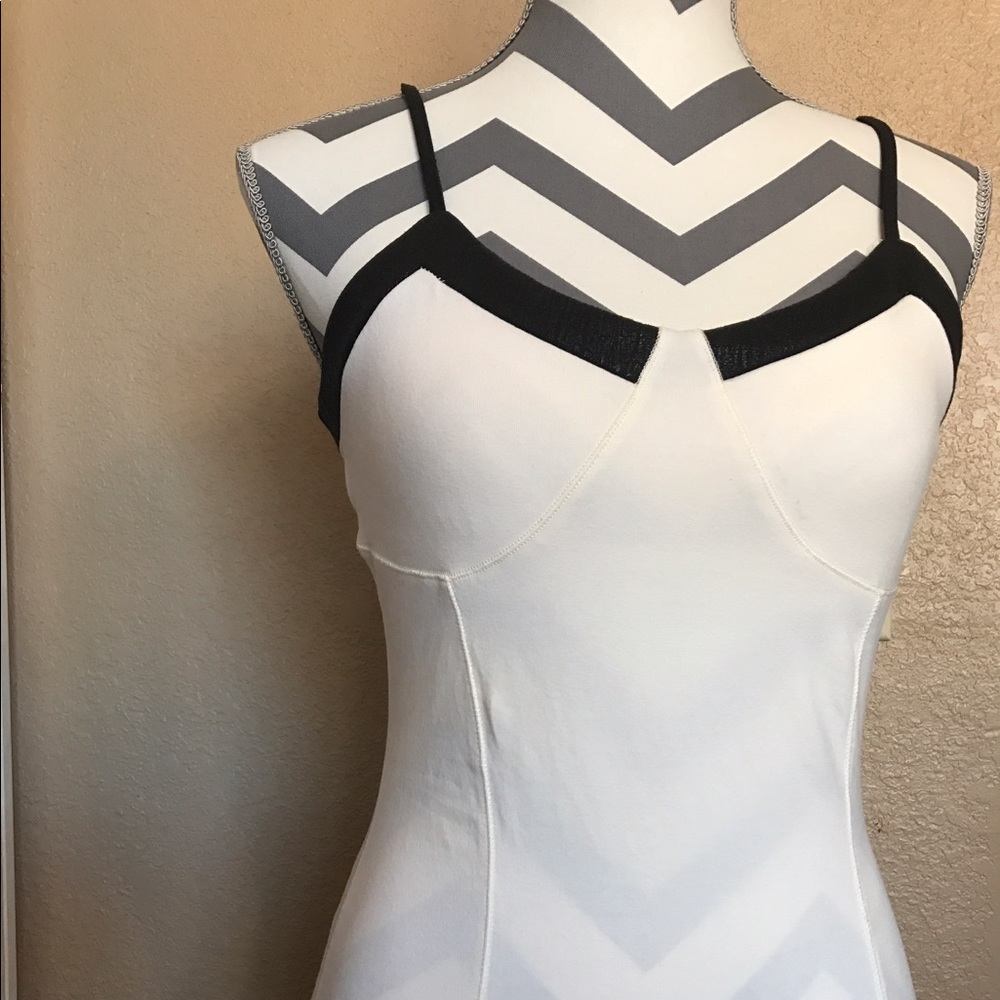 Express top. Sz small