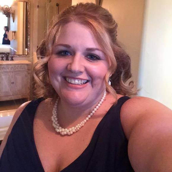 Meet your Posher, Leah - Picture 1 of 1