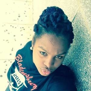 Meet your Posher, Amoya