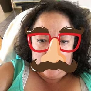 Meet your Posher, Selina