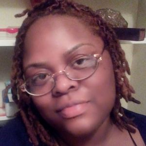 Meet your Posher, Ebony