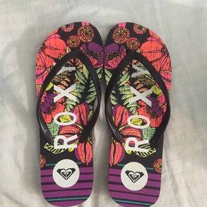 roxy flip flops