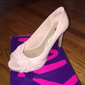 Nude heels