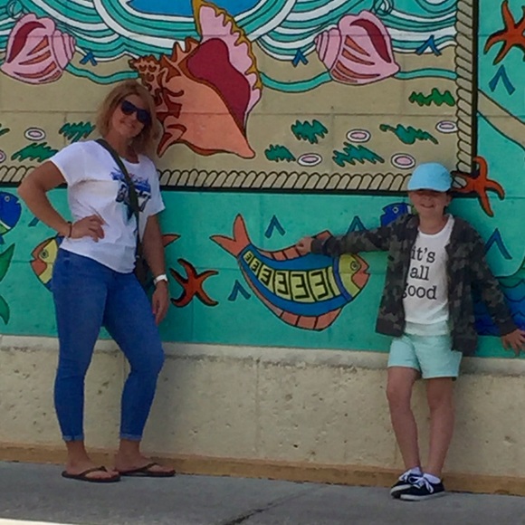 Meet your Posher, Ginny - Picture 3 of 5